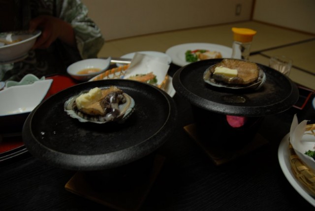 Abalone Ikizukuri_By Yoko Kumano