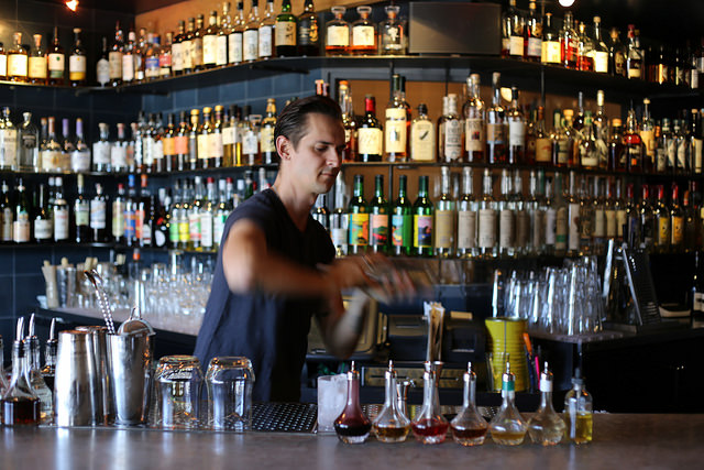 Ask a Bartender from Japan: The Art of Cleaning the Bar – Umami Mart